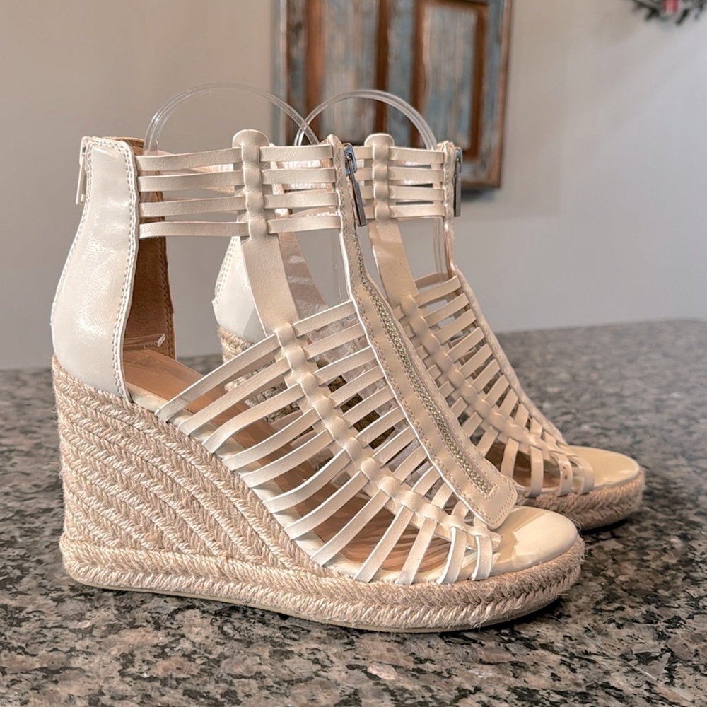 JustFab birch white wedge espadrille sandals NIB 7.5